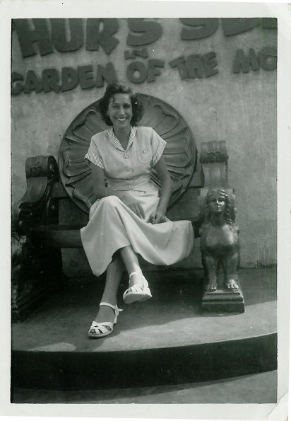 ettie_fromAudrey-deriv-1